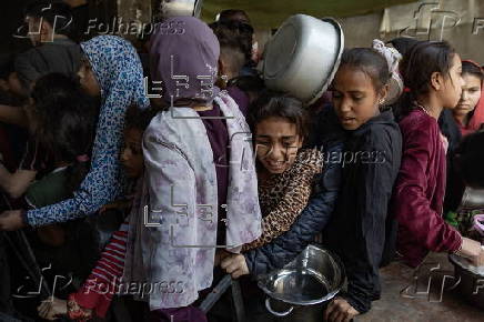 Gazans face hunger as charity kitchens run out of stock