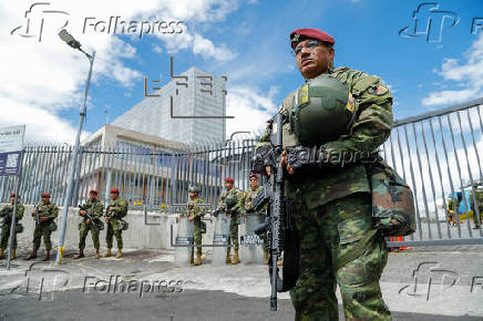 Ecuador se alista para investidura de Presidente Noboa