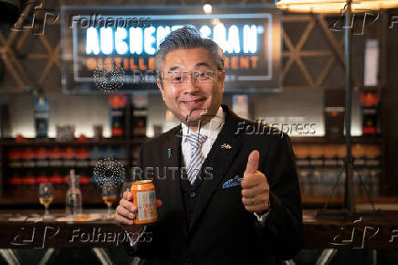 First Minister of Scotland John Swinney and Japanese Ambassador to the UK, Hiroshi Suzuki, visit the Auchentoshan Distillery
