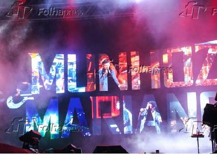 Show dupla Sertaneja Munhoz e Mariano (SP).