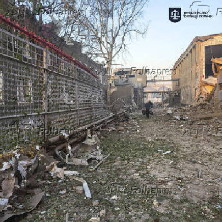 Al menos 16 muertos al alcanzar un ataque ruso un centro penitenciario en Zaporiyia