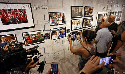 Exposición por el 99 aniversario del nacimiento de Fidel Castro