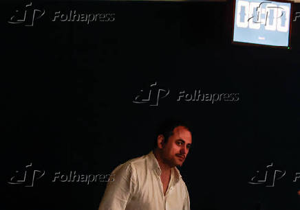 Glauber Braga faz greve de fome em ato contra sua cassação