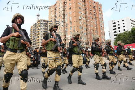 Mourning processions of Shiite Muslims on the eve of Ashura in Karachi