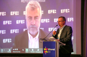 Presidente de EFE dice que los medios deben incorporar la IA 