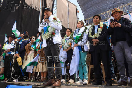 Candidatos a la Presidencia de Bolivia realizan cierres de campaña a cuatro días de elecciones