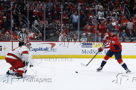 NHL: Carolina Hurricanes at Washington Capitals