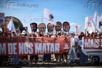 Demonstration for World Environment Day and against bills that propose changes to the environmental licensing system, in Brasilia