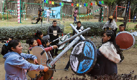 Bolivia descubre la Edad Media en un festival que combina la fantasía y con el realismo