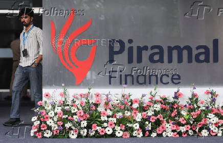 Piramal Finance listing ceremony