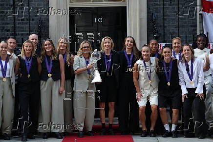 Deputy Prime Ministert hosts England Women’s soccer team at 10 Downing Street in London