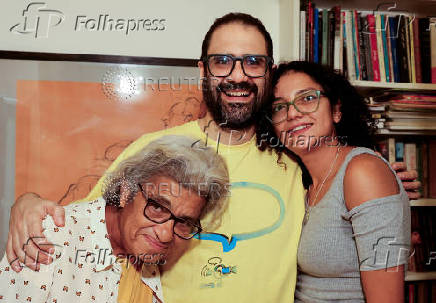Prominent British-Egyptian activist Alaa Abd el-Fattah released from prison