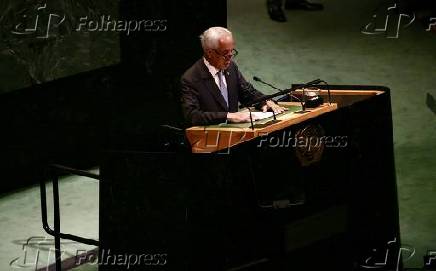 conferência internacional de alto nível para a solução pacífica da questão da Palestina e a implementação da solução de dois Estados.