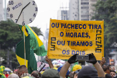 Protesto na av. Paulista contra indicação de Flavio Dino ao STF