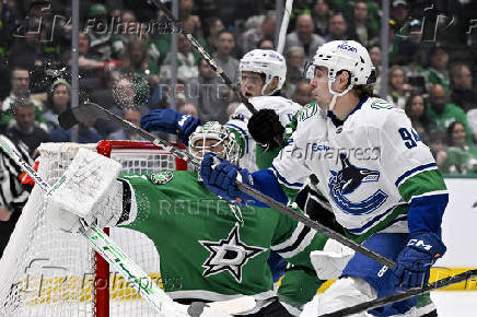 NHL: Vancouver Canucks at Dallas Stars