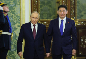 Russian President Putin and Mongolian President Khurelsukh meet in Moscow