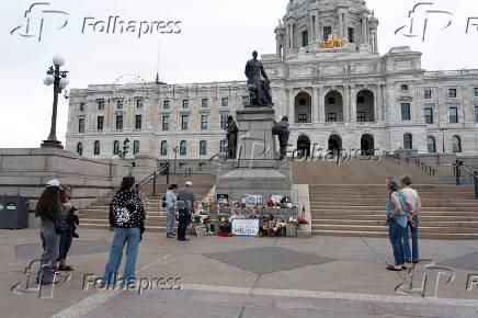 Memorial honors murdered Democratic state lawmaker