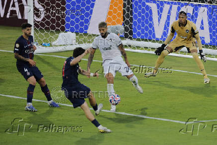 FIFA Club World Cup - Group B - Paris St Germain v Botafogo