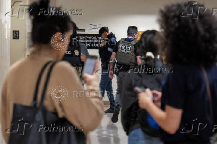 U.S. federal immigration officers at immigration court in New York