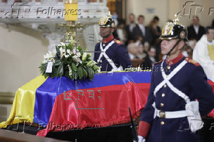 El Gobierno colombiano se ausenta del funeral de Uribe Turbay a petición de la familia