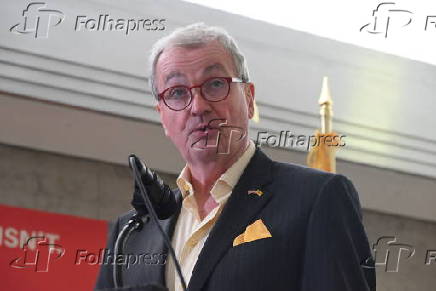 Irmandade de engenheiros de locomotivas e líderes sindicais de trens anunciam greve no transporte público de Nova Jersey