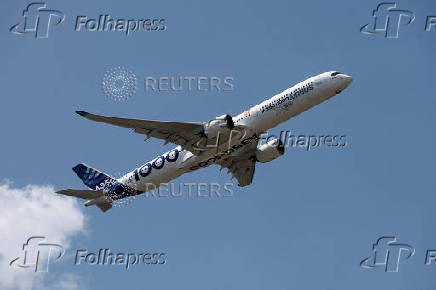 FILE PHOTO: FILE PHOTO: 55th Paris Air Show at Le Bourget Airport near Paris