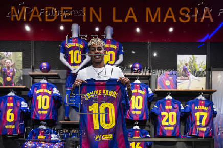Lamine Yamal hereda el '10' de Messi, Maradona, Ronaldinho y Romario