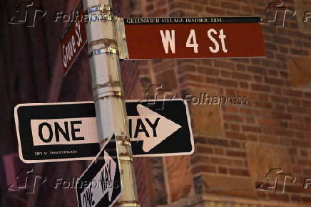 Tiroteio deixa uma pessoa baleada na cabeça e outra com ferimento na perna, perto do Stonewall Inn, em Nova York