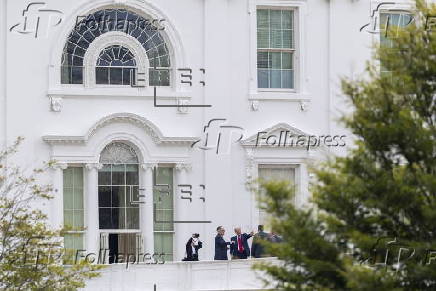 US President Donald J. Trump tours the roof at the White House