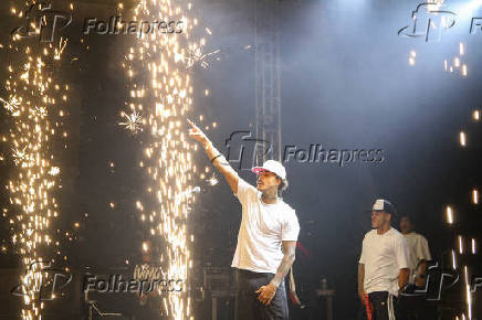 Livinho no último show da noite Fenachim