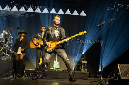 Banda Simple Minds faz show em São Paulo