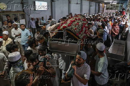 Funeral in Mumbai after Air India plane crash