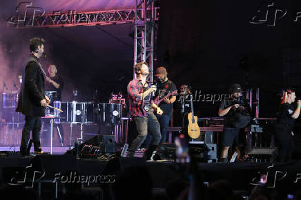 Show do cantor Munhoz & Mariano na Festa Junina no Centro Esportivo Tietê em São Paulo