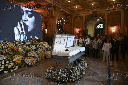 Velório da cantora Preta Gil é realizado no Theatro Municipal (RJ)