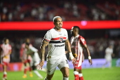 SÃO PAULO X NÁUTICO