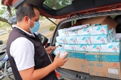 Ecuador controla precios de mascarillas tras alza por la obligación de uso en escuelas