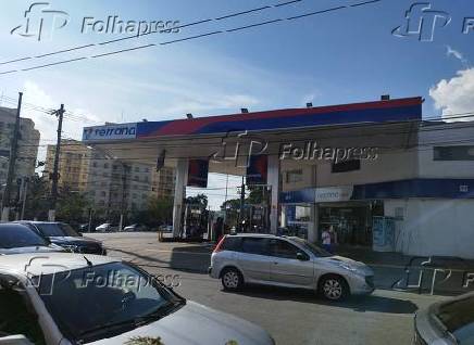 Posto terrana indicado como negócio do primeiro comando da capita (pcc) em são paulo