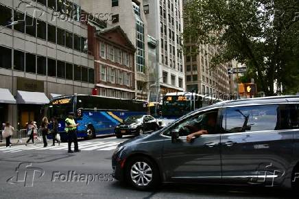 tráfego pesado em manhattan devido à unga 80.
