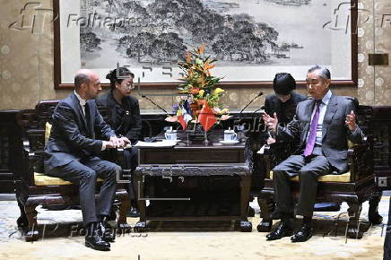 French Foreign Minister meets with China's Minister of Foreign Affairs Wang Yi in Beijing