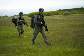 Spanish army airborne brigade lands near Daugavpils