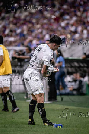 Partida entre Fortaleza e Santos pelo Campeonato Brasileiro