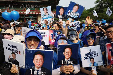 Presidential candidates attend their election campaign rallies