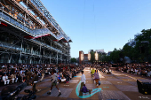 Louis Vuitton Menswear Spring/Summer 2026 collection show in Paris