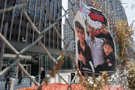 People walk past the U.S. immigration court in Manhattan, New York City