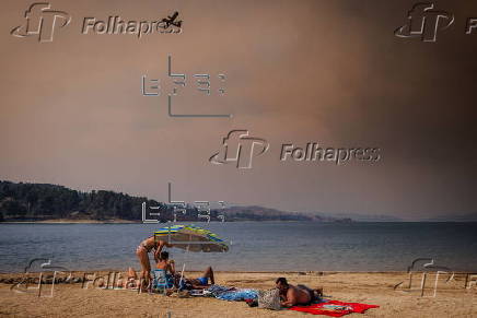 Portugal fights wildfires