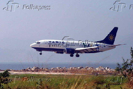Avião da Varig aterrissa no Aeroporto