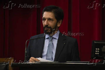 Novo conselheiro do TCE-SP toma posse na presença do governador e do prefeito