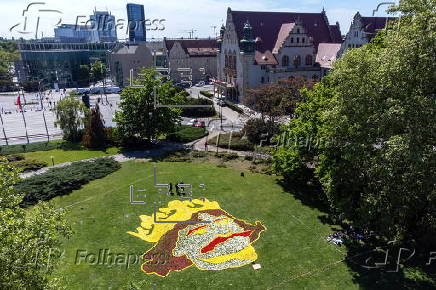 Floral portrait of Boleslaw I the Brave marks his 1000th coronation anniversary in Poznan