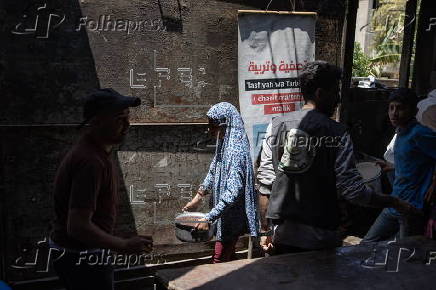 Gazans face hunger as charity kitchens run out of stock