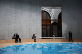 The artwork clinamen by artist Celeste Boursier-Mougenot Paris